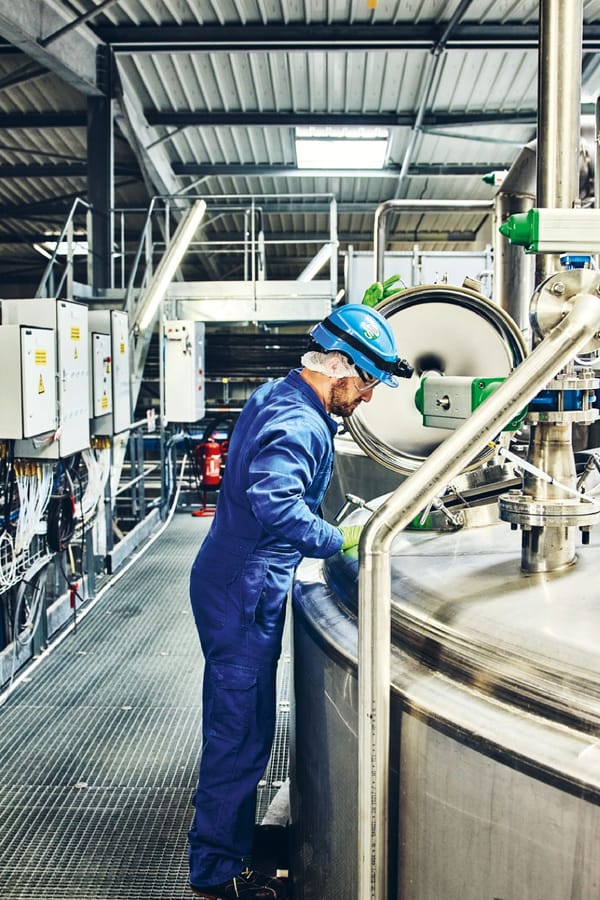 VIVESCIA Shareholders' Newsletter - Page 23